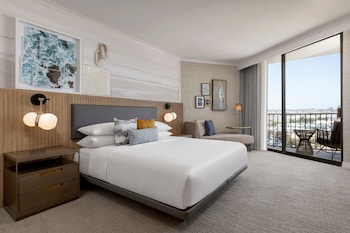 Premium bedding, down comforters, in-room safe, desk at Sheraton San Diego Hotel and Marina