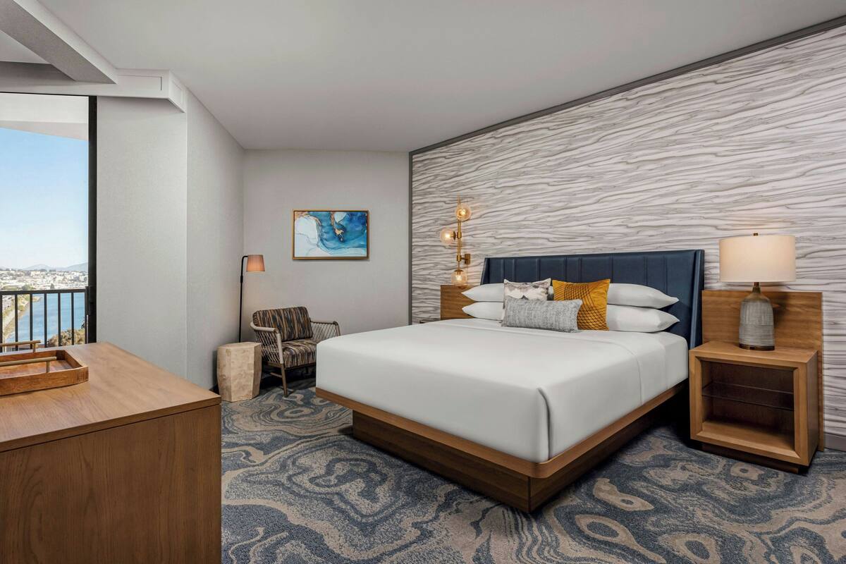 Studio Suite, 1 Katil Raja (King) dengan Katil Sofa, Balcony | Peralatan tempat tidur premium, gebar bulu kapas, peti besi dalam bilik 