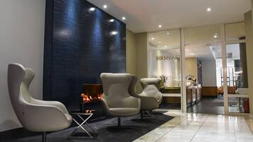 Bar (in der Unterkunft)