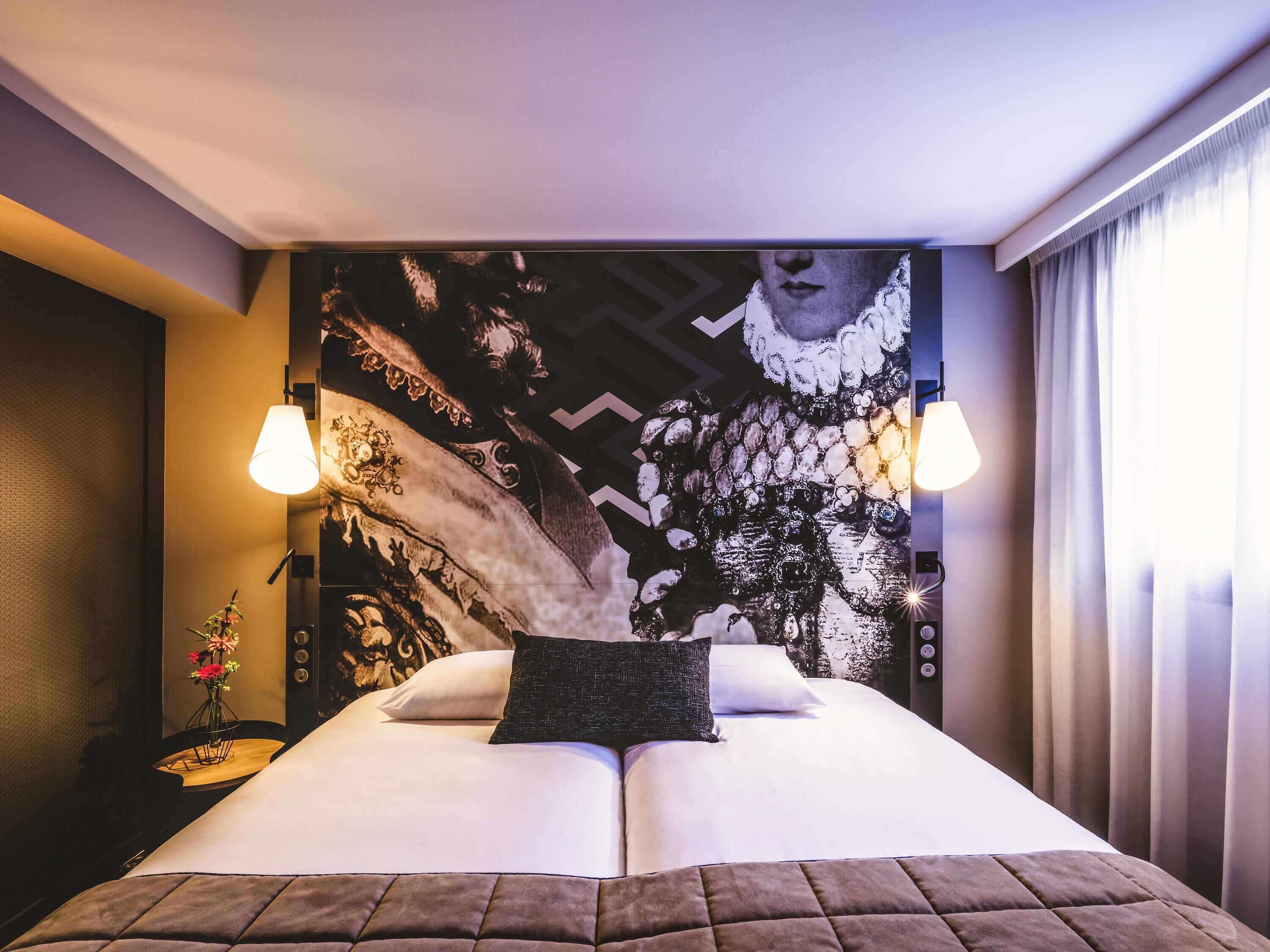 Standard Room, 2 Twin Beds | In-room safe, individually decorated, individually furnished, desk