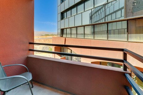 Drury Inn Suites Phoenix Airport - Image 79