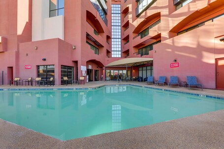 Drury Inn Suites Phoenix Airport - Image 10