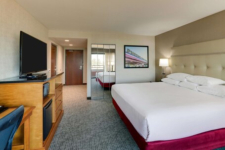 Drury Inn Suites Phoenix Airport - Image 62