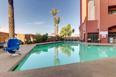 Drury Inn Suites Phoenix Airport - Image 22