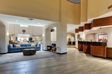 Drury Inn Suites Phoenix Airport - Image 6