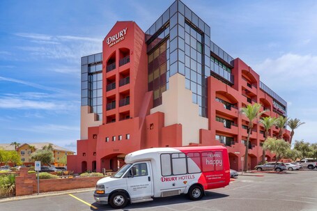Drury Inn Suites Phoenix Airport - Image 36
