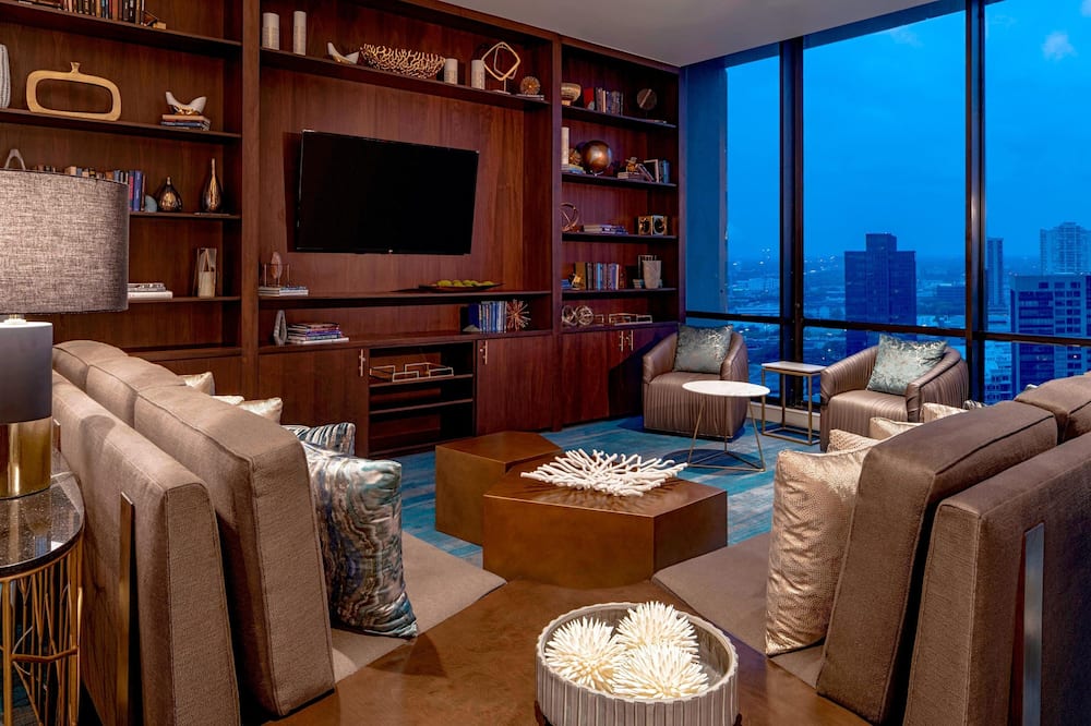The Westin Galleria Houston