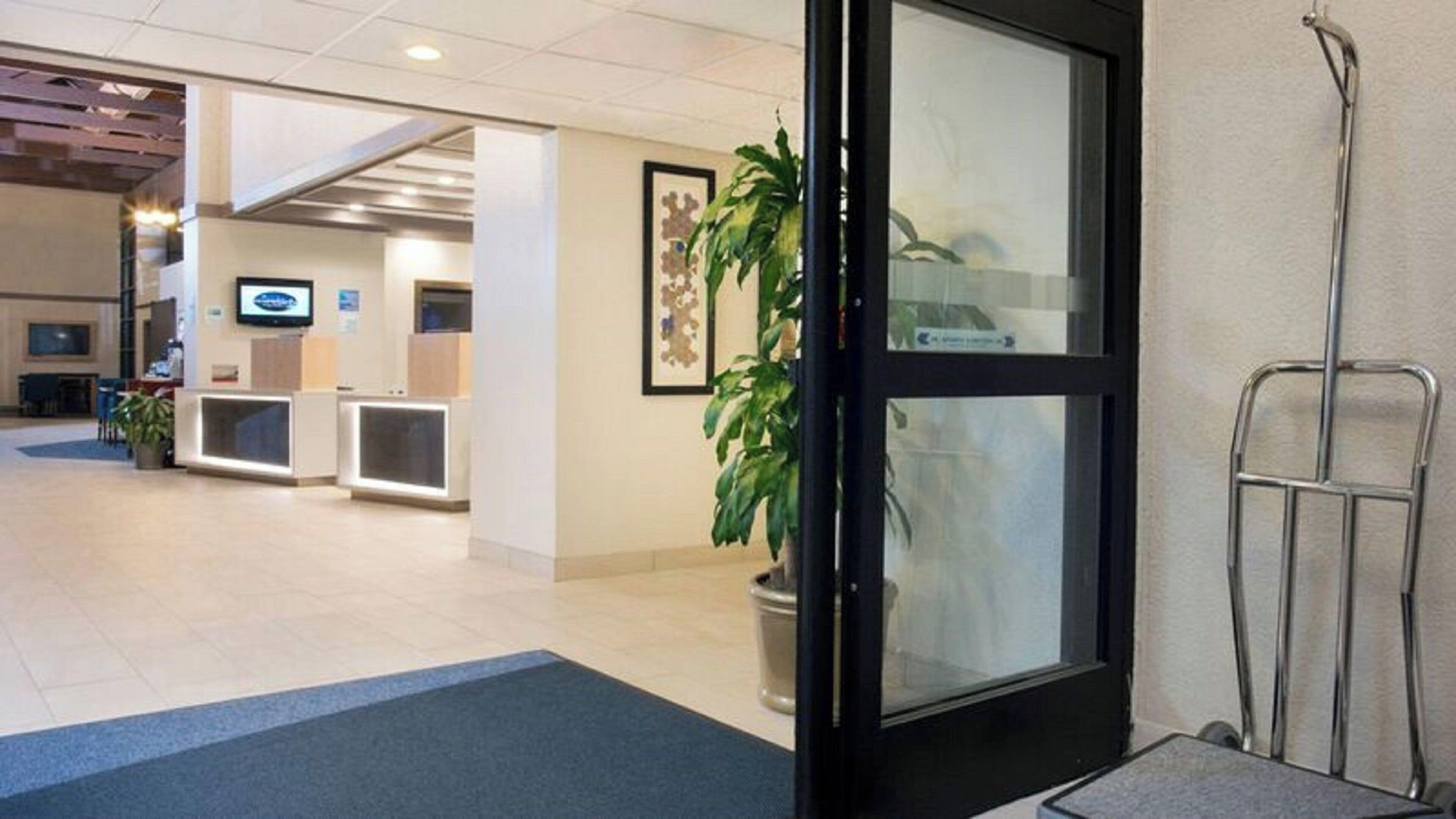 Foto - Holiday Inn Express Nashville Airport by IHG