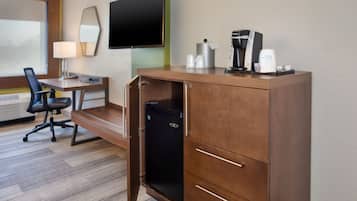 In-room safe, desk, laptop workspace, iron/ironing board