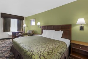 Pillowtop beds, desk, iron/ironing board, free WiFi