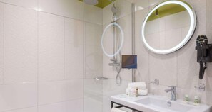 Quarto conforto, 1 cama de casal, para não fumantes | Chuveiro