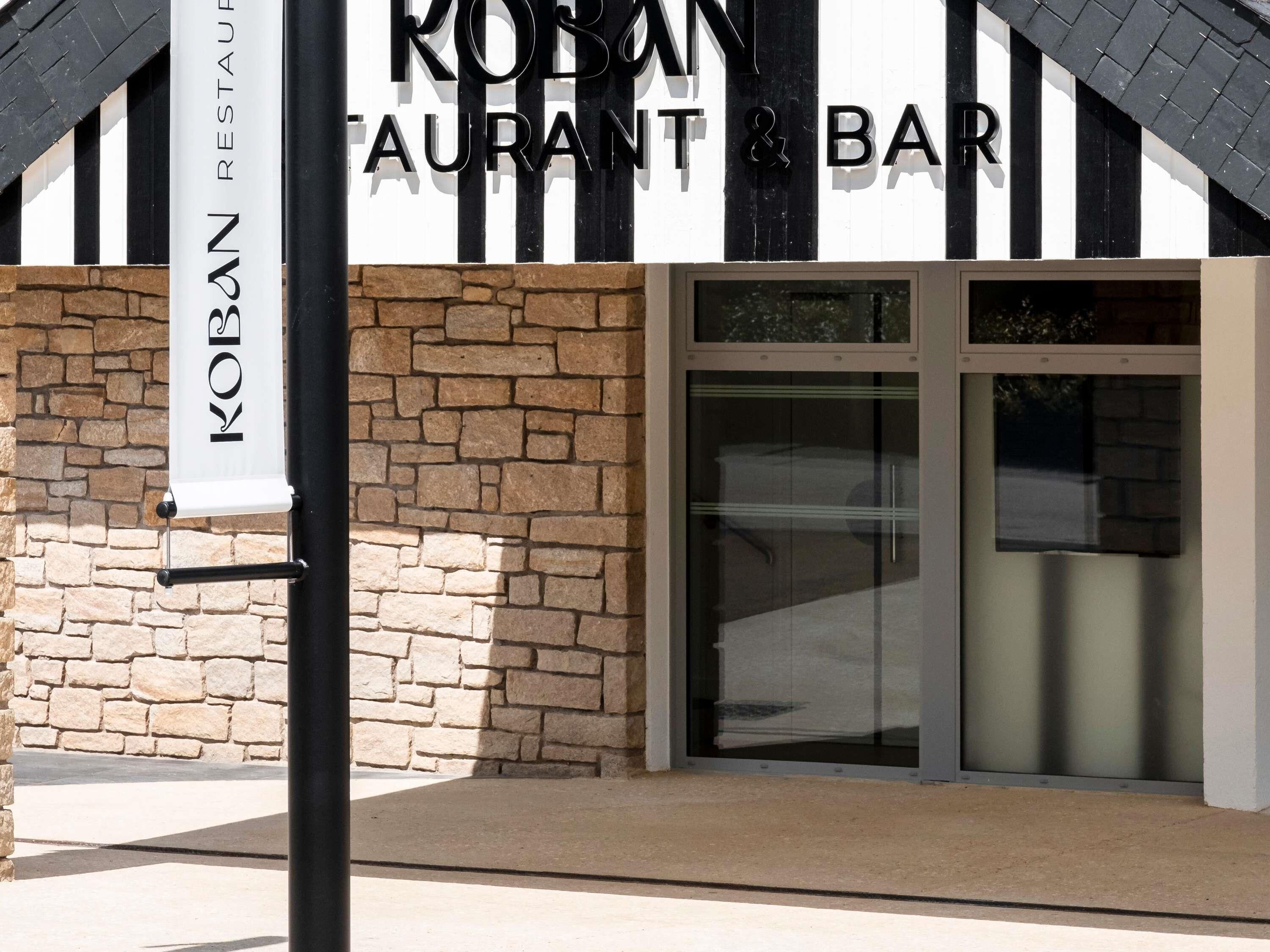 breakfast, lunch, dinner served; french cuisine