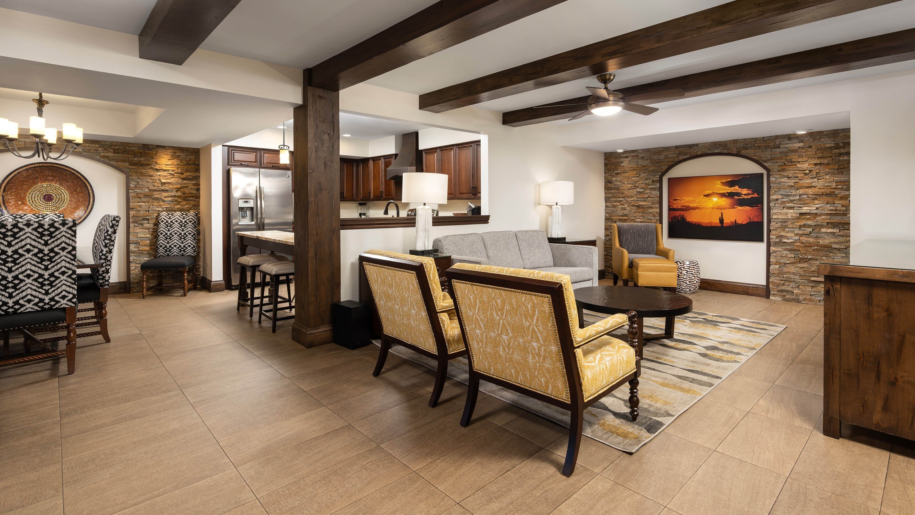 Signature Room, 3 Bedrooms, Non Smoking | 1 bedroom, in-room safe, blackout drapes, iron/ironing board