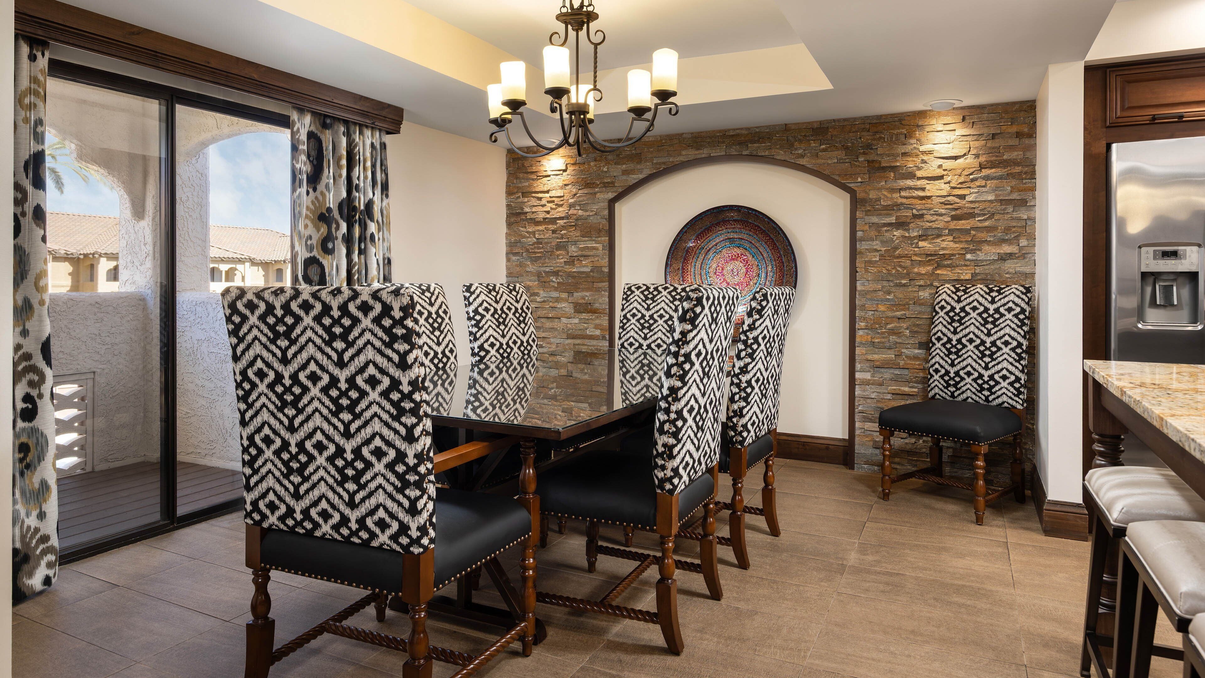 Signature Room, 4 Bedrooms, Non Smoking | 1 bedroom, in-room safe, blackout curtains, iron/ironing board