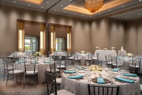 San Juan Marriott Resort and Stellaris Casino - Image 8