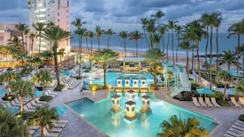 2 outdoor pools, pool umbrellas