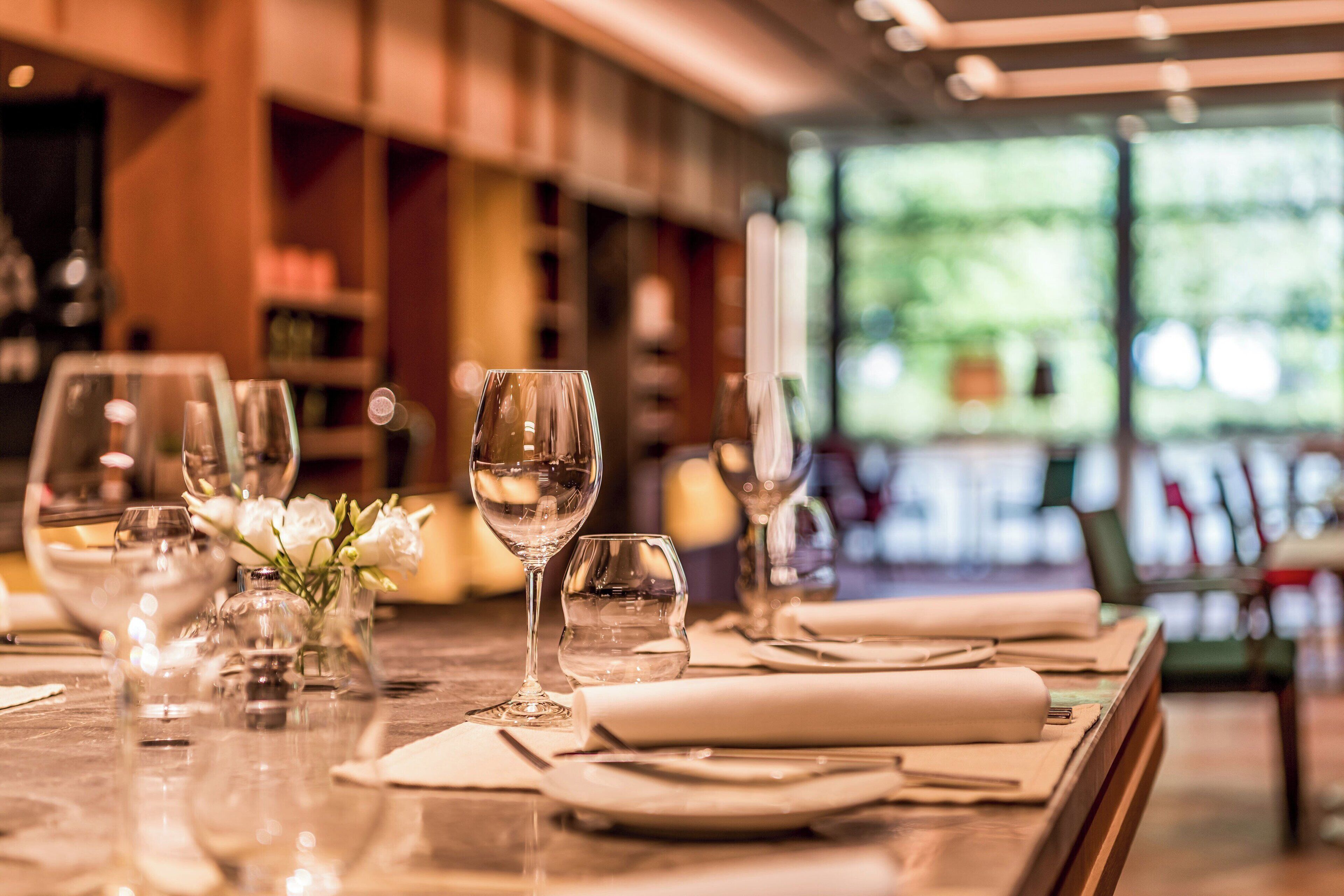 2 restaurants, breakfast, lunch, dinner served; local cuisine