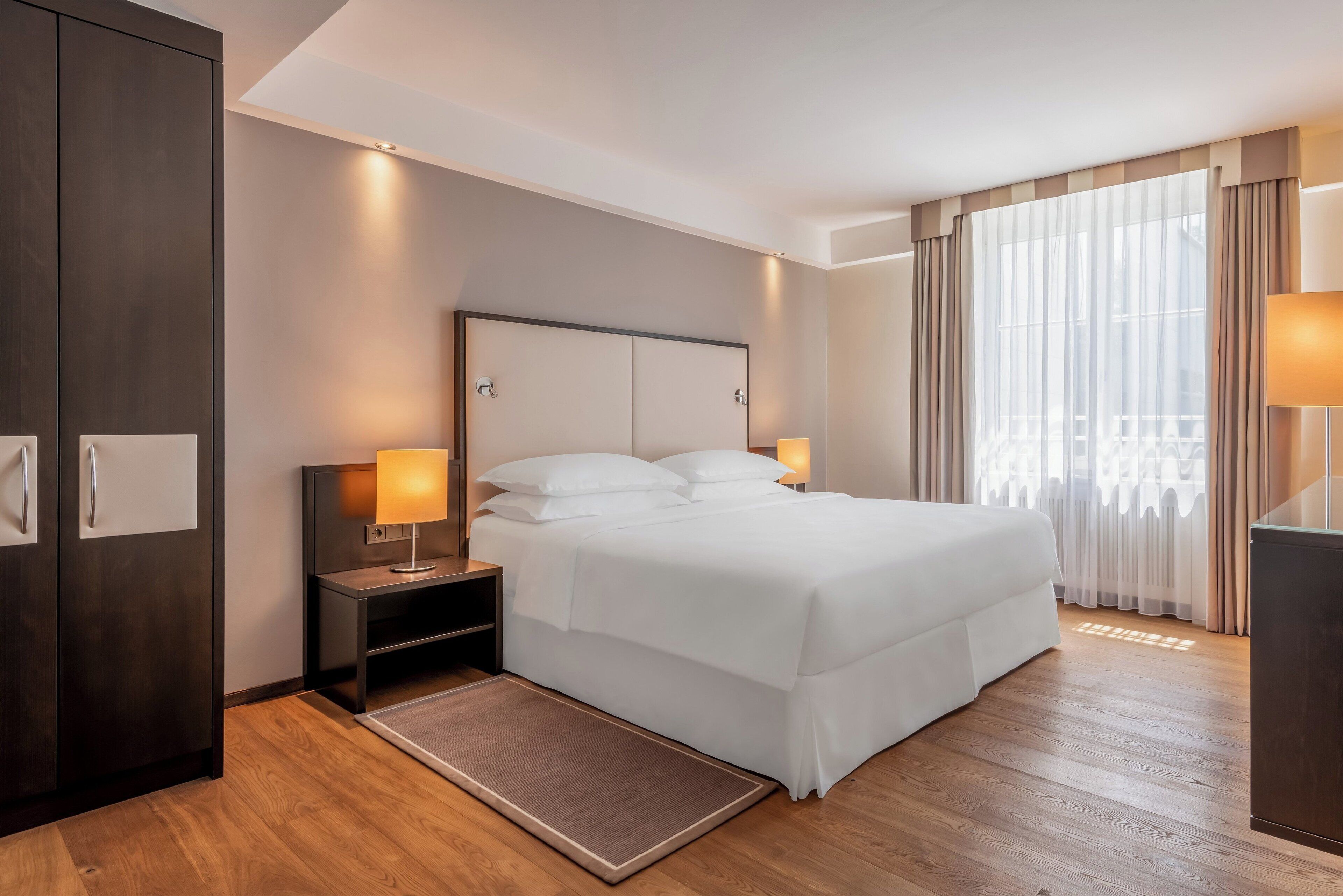 Presidential-Suite, 1 Schlafzimmer | Hochwertige Bettwaren, Minibar, Zimmersafe, Schreibtisch