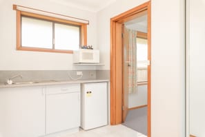 Familienzimmer | Wohnbereich | Flachbildfernseher