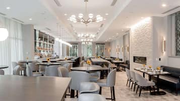 Frühstück und Abendessen, amerikanische Küche