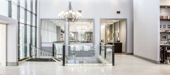 DoubleTree by Hilton Hotel Charlottesville