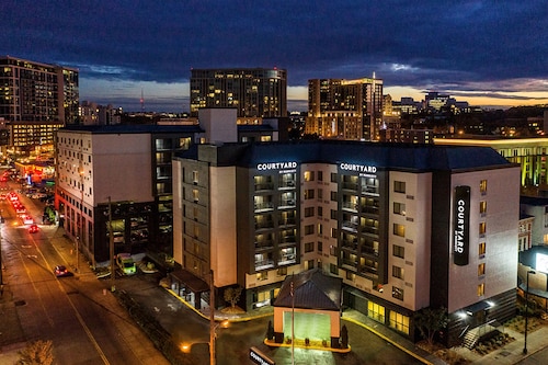 Courtyard By Marriott Vanderbilt-West End
