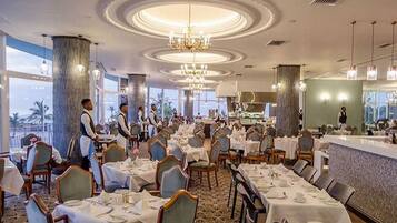 Breakfast, lunch, dinner served; sea views