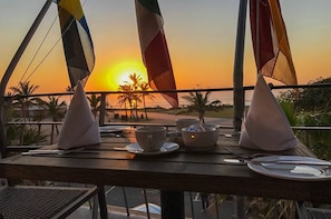 Breakfast, lunch, dinner served; sea views