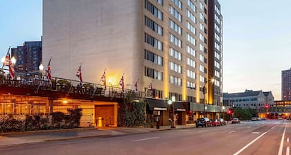 DoubleTree Suites by Hilton Minneapolis Downtown