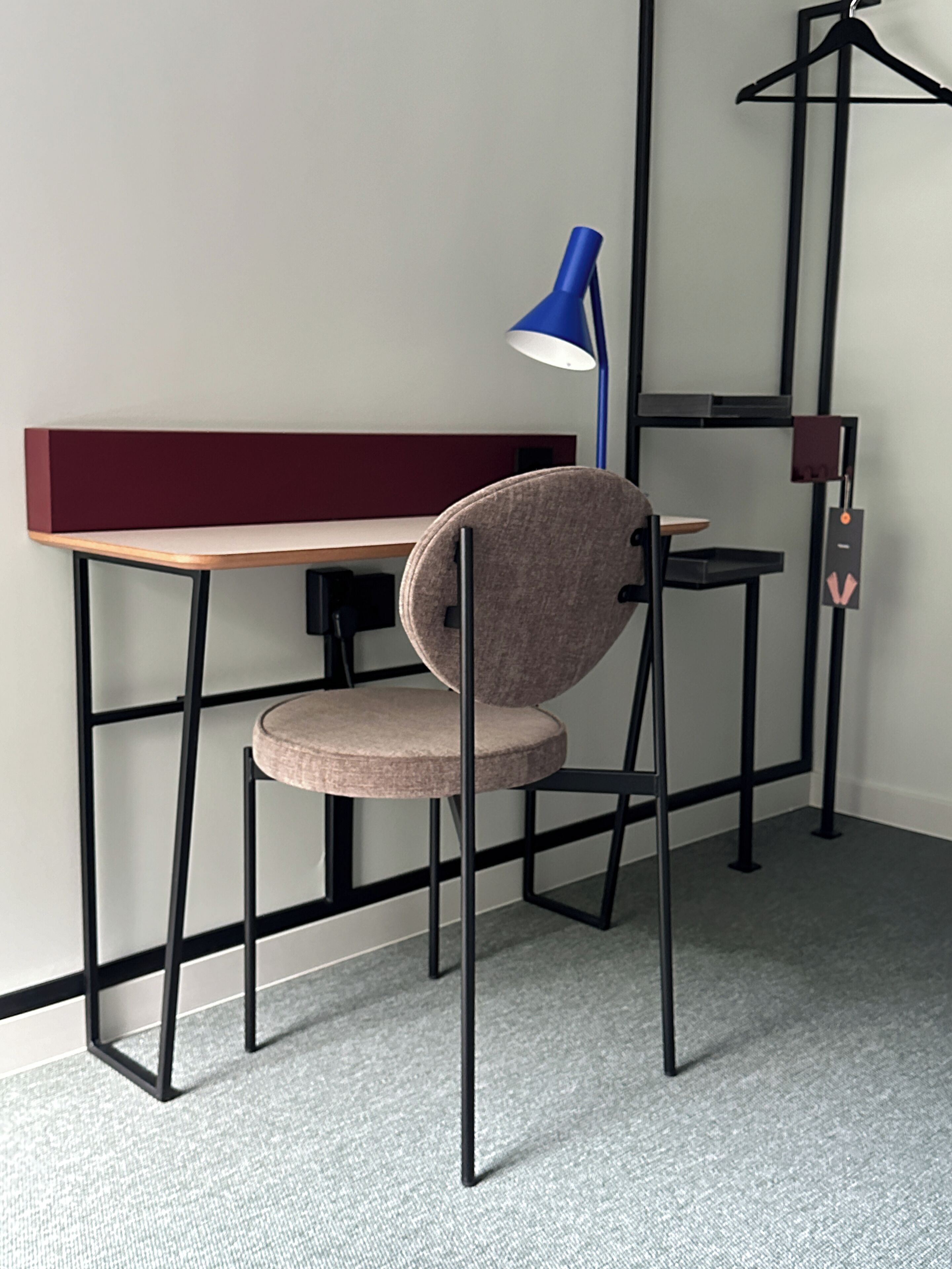 compact double room (140cm bed) | desk, laptop workspace, free wifi, bed sheets