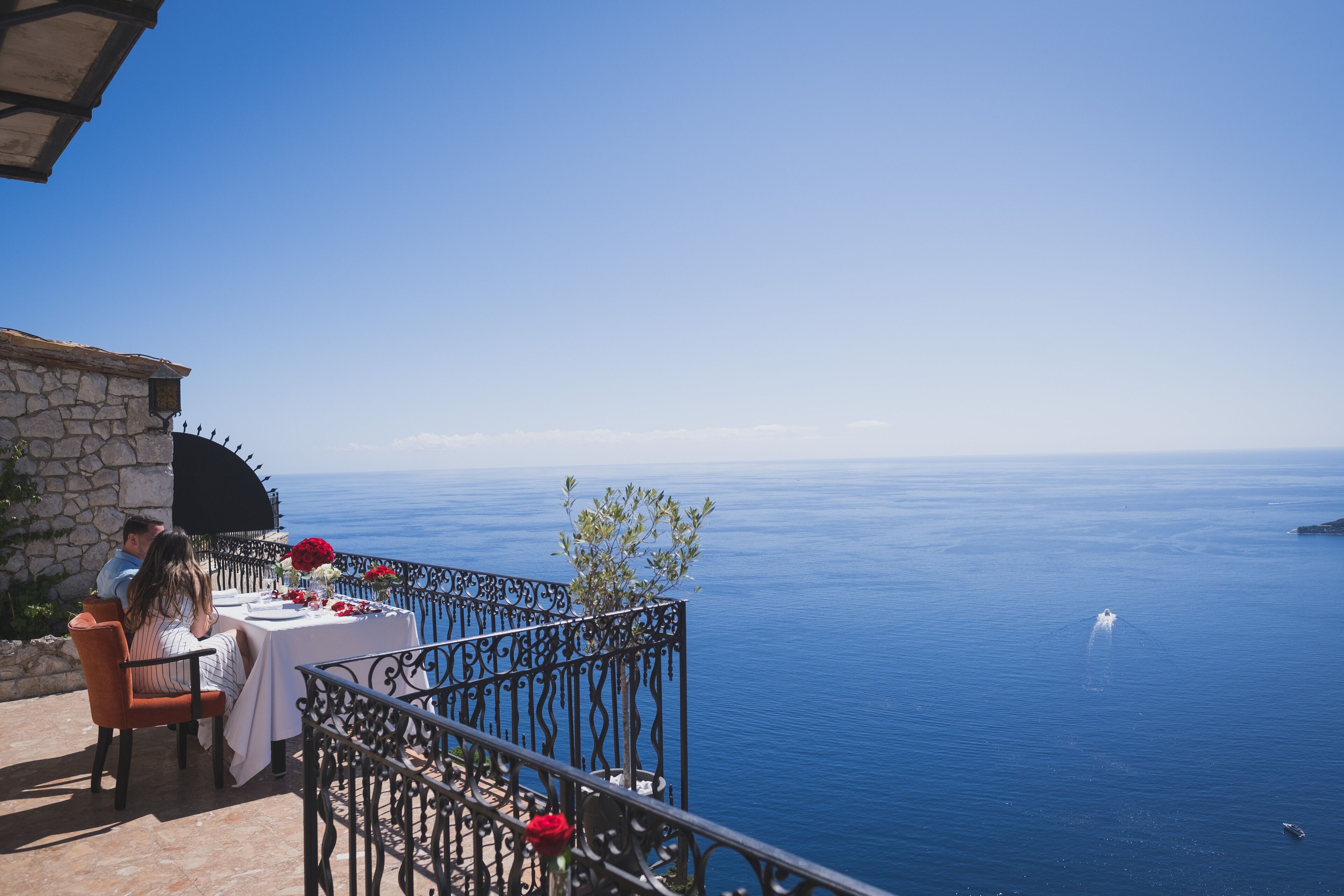lunch, dinner served; mediterranean cuisine, sea views