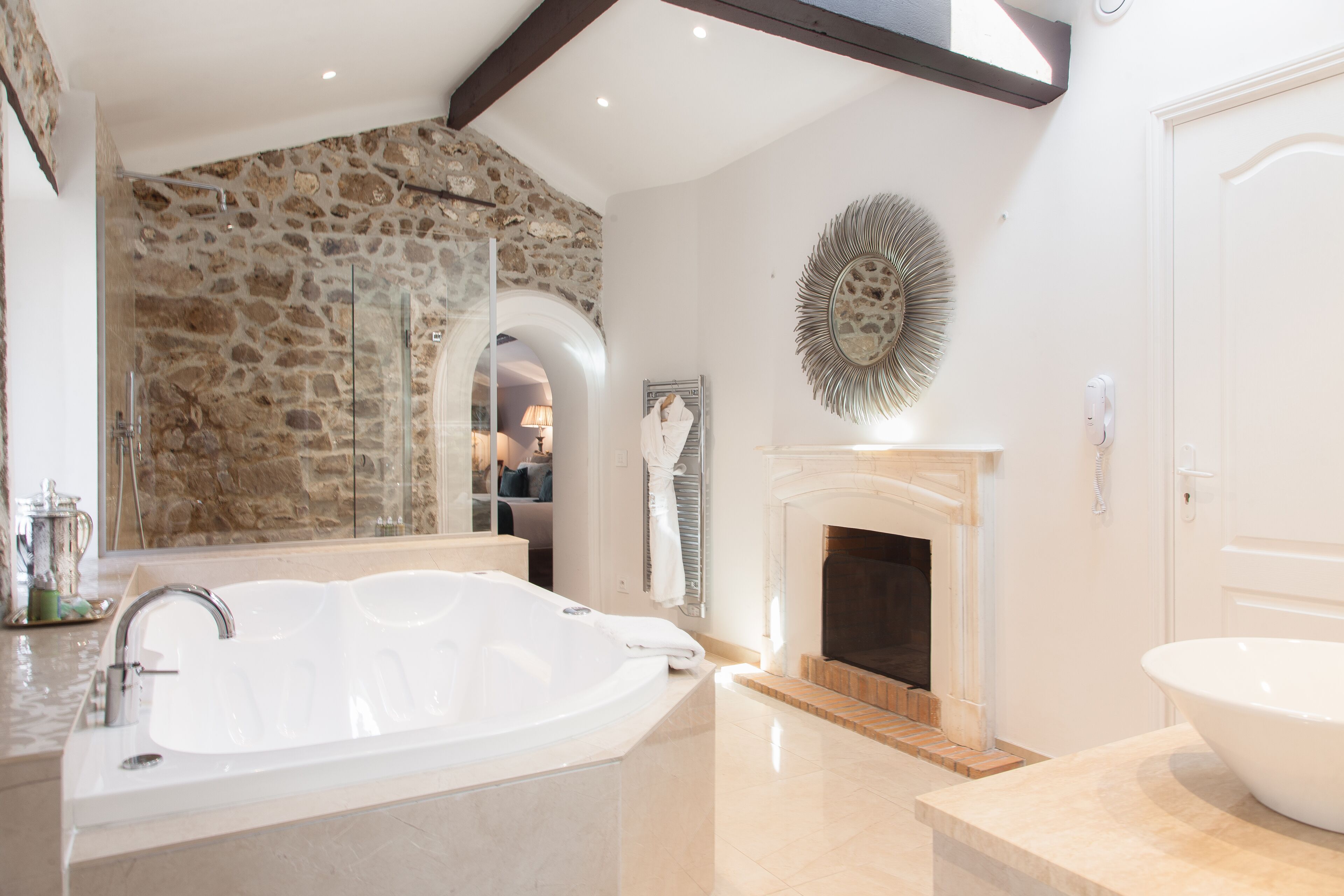 elegance room | 1 bedroom, minibar, in-room safe, individually furnished