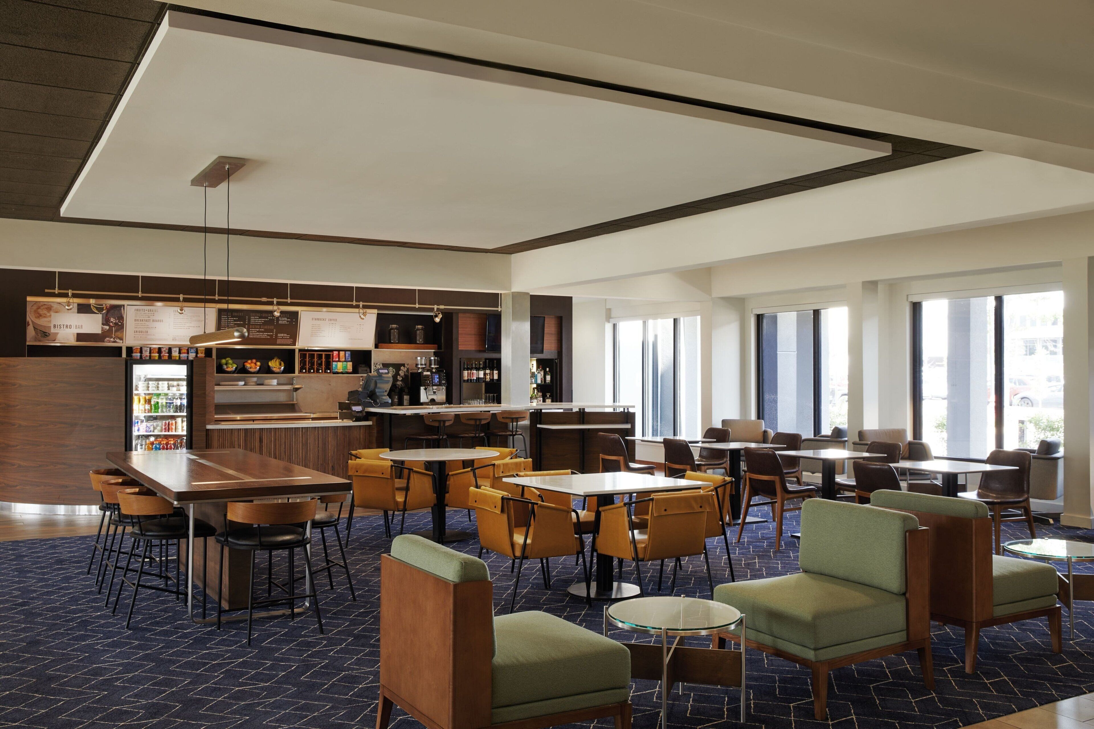 Lobby lounge