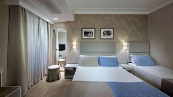 Chambre Confort, plusieurs lits, non-fumeur