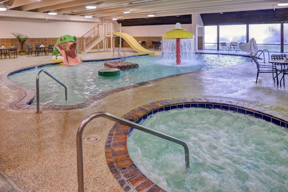 Best Western Plus Midwest Inn