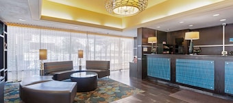 Best Western Plus Midwest Inn