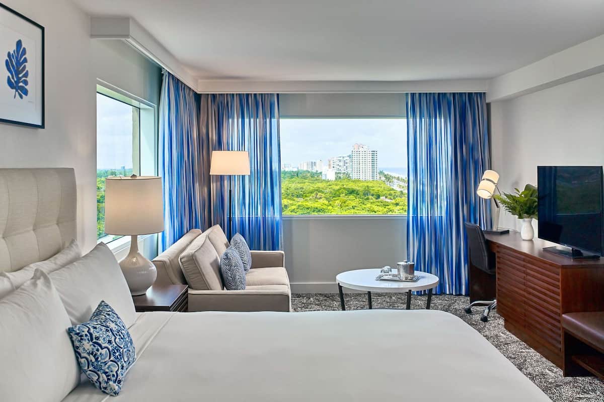 Junior Suite, 1 King Bed, Park View (Junior Suite Park View King) | Egyptian cotton sheets, premium bedding, down comforters, pillowtop beds