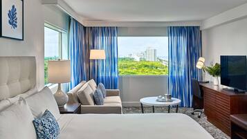 Junior Suite, 1 King Bed, Park View (Junior Suite Park View King)