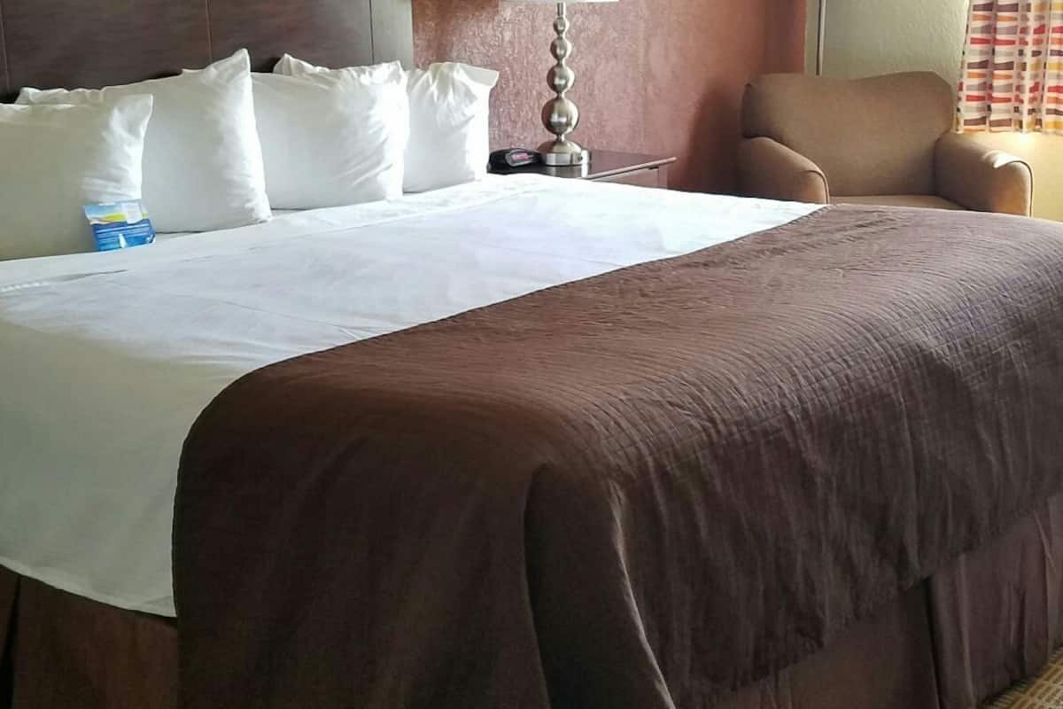 desk, laptop workspace, iron/ironing board, free cots/infant beds