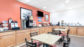 Free daily full breakfast