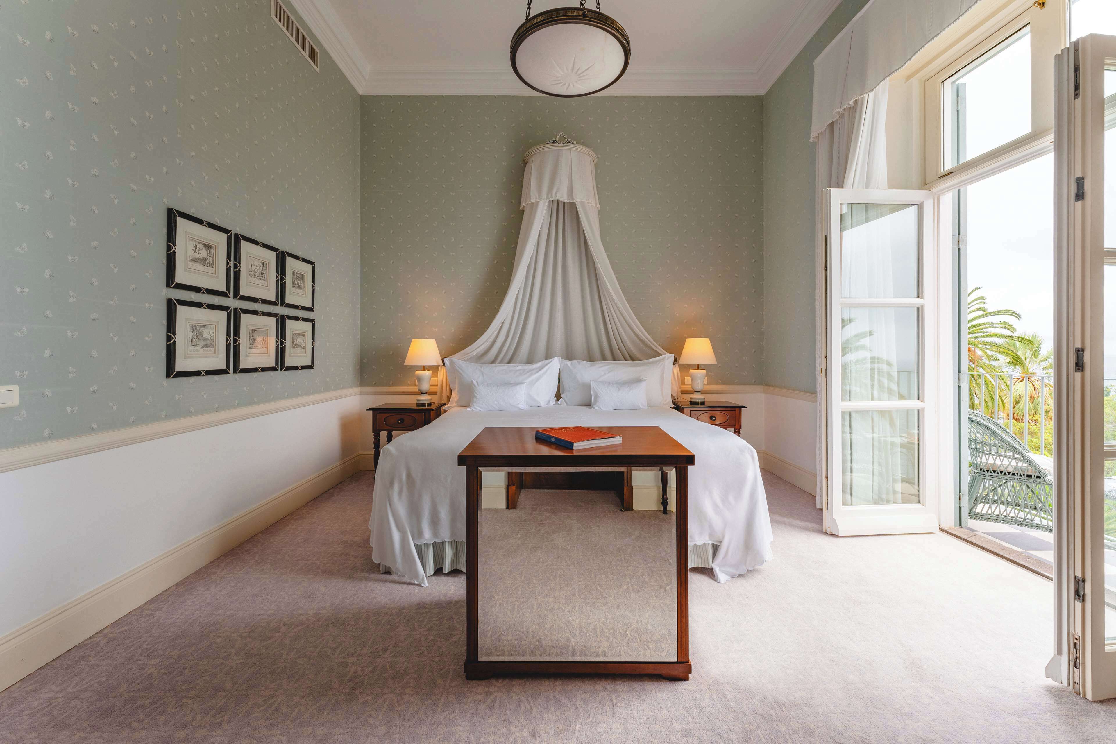 Superior Suite (Atlantica) | Free minibar items, in-room safe, free cots/infant beds, free WiFi