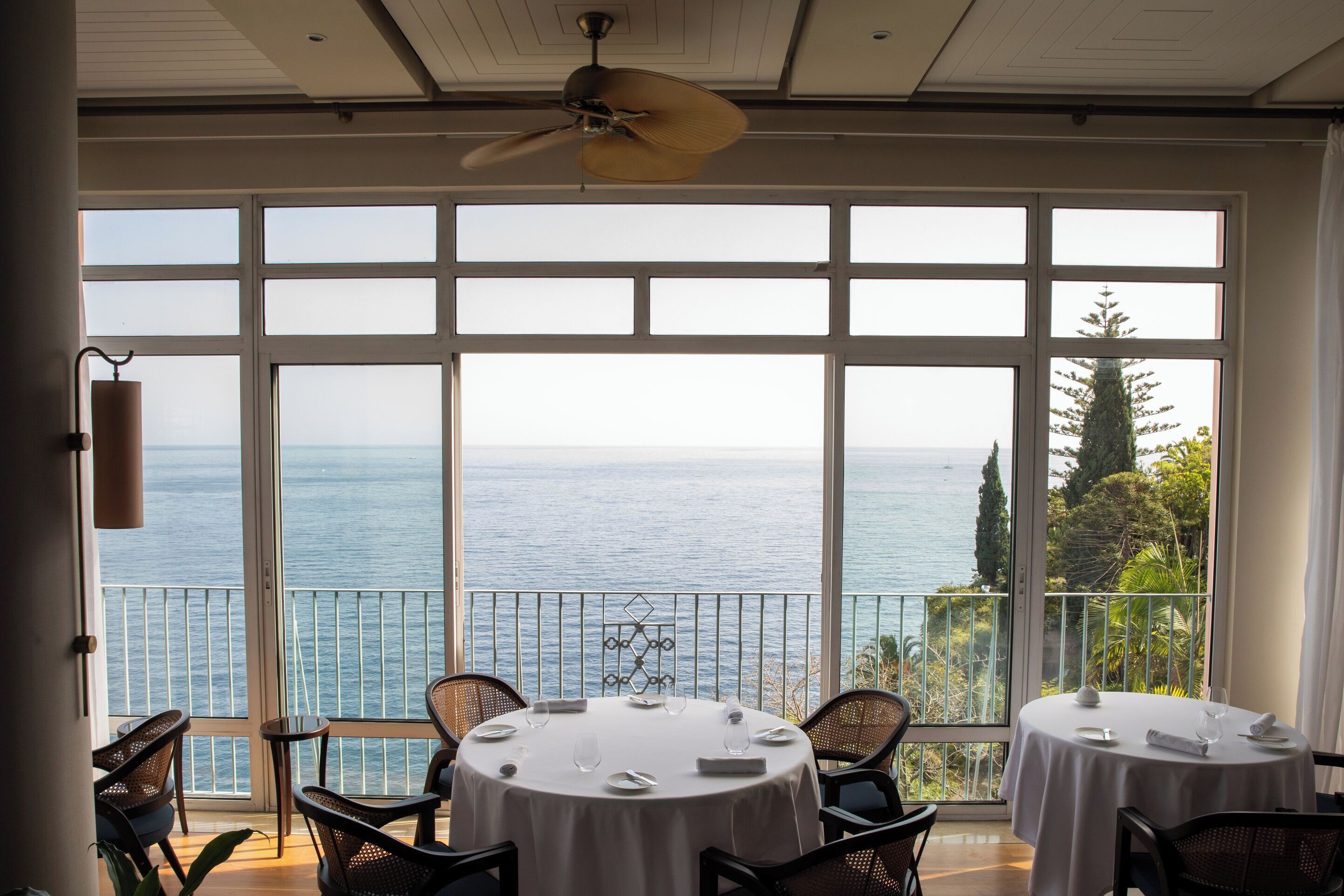 4 Restaurants, Frühstück, Mittagessen, lokale und internationale Küche