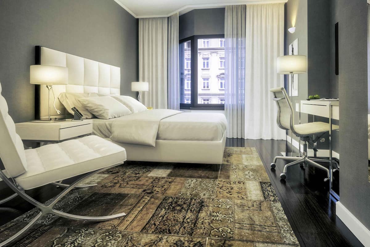 Privilege, Double Room, 1 Double Bed | 1 bedroom, down comforters, pillowtop beds, in-room safe