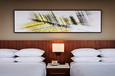 Delta Hotels by Marriott Toronto Mississauga - Image 13