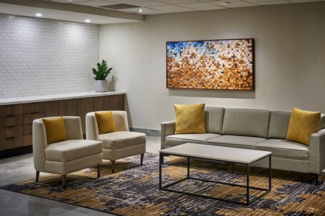 Delta Hotels by Marriott Toronto Mississauga - Image 43