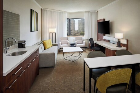 Delta Hotels by Marriott Toronto Mississauga - Image 38