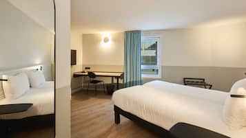 Standard Twin Room, 2 Twin Beds | Premium bedding, desk, soundproofing, free cribs/infant beds