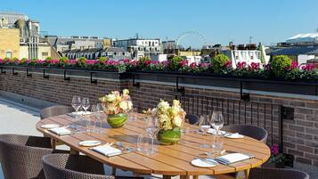 Suite (Stafford Park) | Terrace/patio