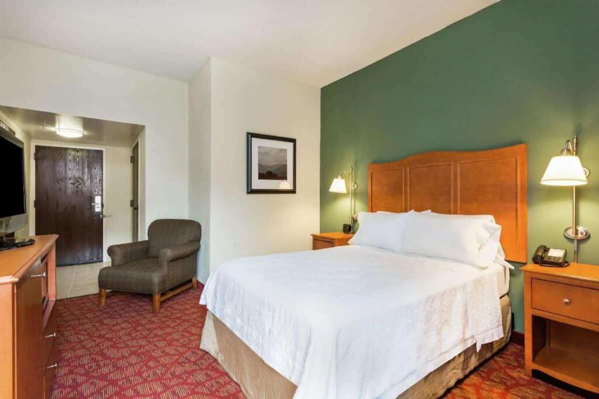 Blackout drapes, iron/ironing board, free cribs/infant beds, free WiFi