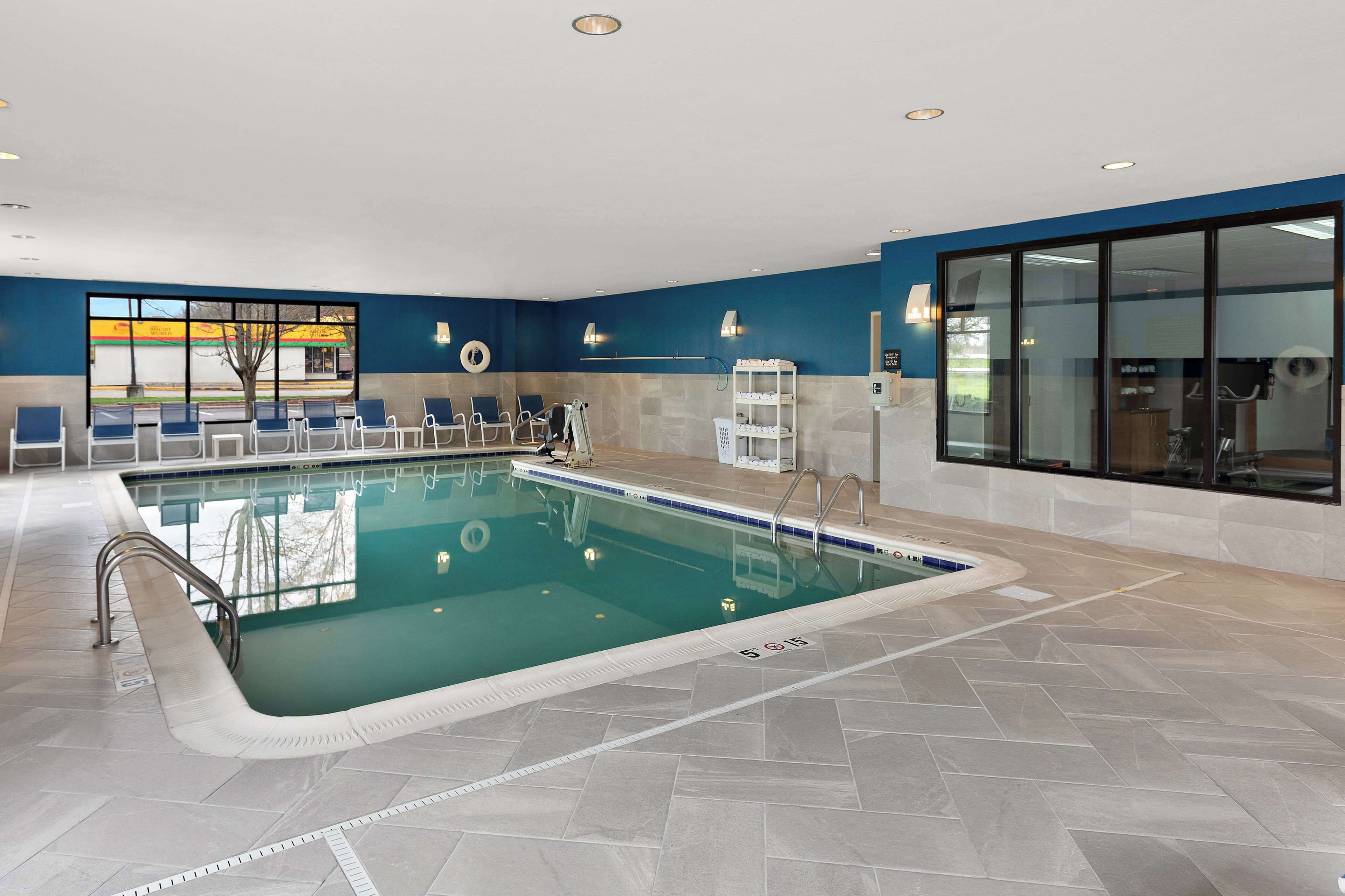 indoor pool, pool loungers